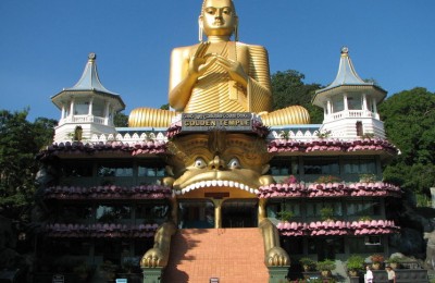 Sri Lanka Heritage Tour includes Dambulla Golden Temple