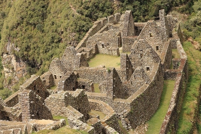 Inca Explorer tour includes Machu Picchu Peru